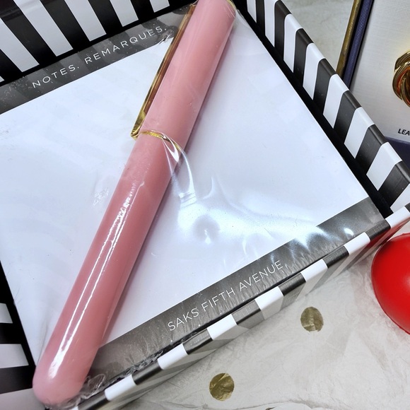 Gift set: Saks 5th Avenue Notepads and Pen + House of Harlow Tiger Eye Earrings - Picture 4 of 9